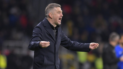 Edi Iordănescu, prima reacţie după infectările cu COVID de la naţională: „Mi-e frică!” 