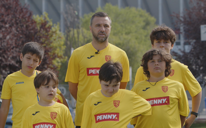 Penny a pregătit o surpriză pentru fanii ”tricolori” ce vor veni la România - Israel. Lucian Sânmărtean: "Cel mai important pentru un fotbalist la meciurile Naţionalei să vadă un stadion plin, îmbracat în galben"