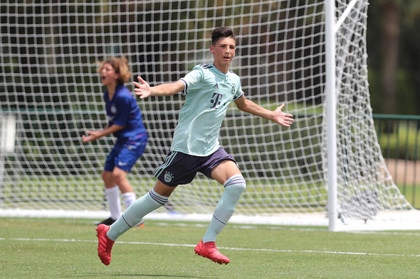 Căpitanul lui Bayern Munchen a ales naţionala României, chiar dacă putea juca pentru Germania