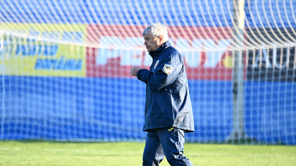 Surpriză uriaşă! Fotbalistul lăsat în afara lotului de Mircea Lucescu