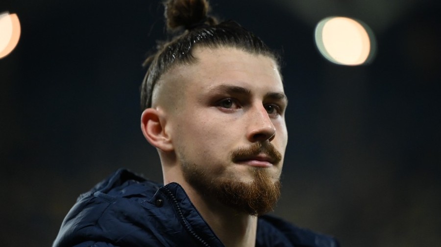 Se prezintă Drăguşin la acţiunea naţionalei din luna octombrie? Ultimele informaţii despre fundaşul central