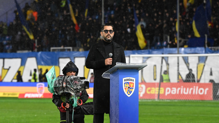 FRF explică problemele de la intonarea imnului la meciul România – San Marino: „Defecţiune tehnică din cauza ploii abundente”