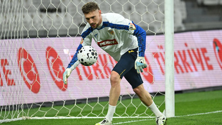 ”Are o jenă atunci când împinge în picior”. E gata! Decizie finală cu privire la titularizarea lui Ionuţ Radu cu Turcia