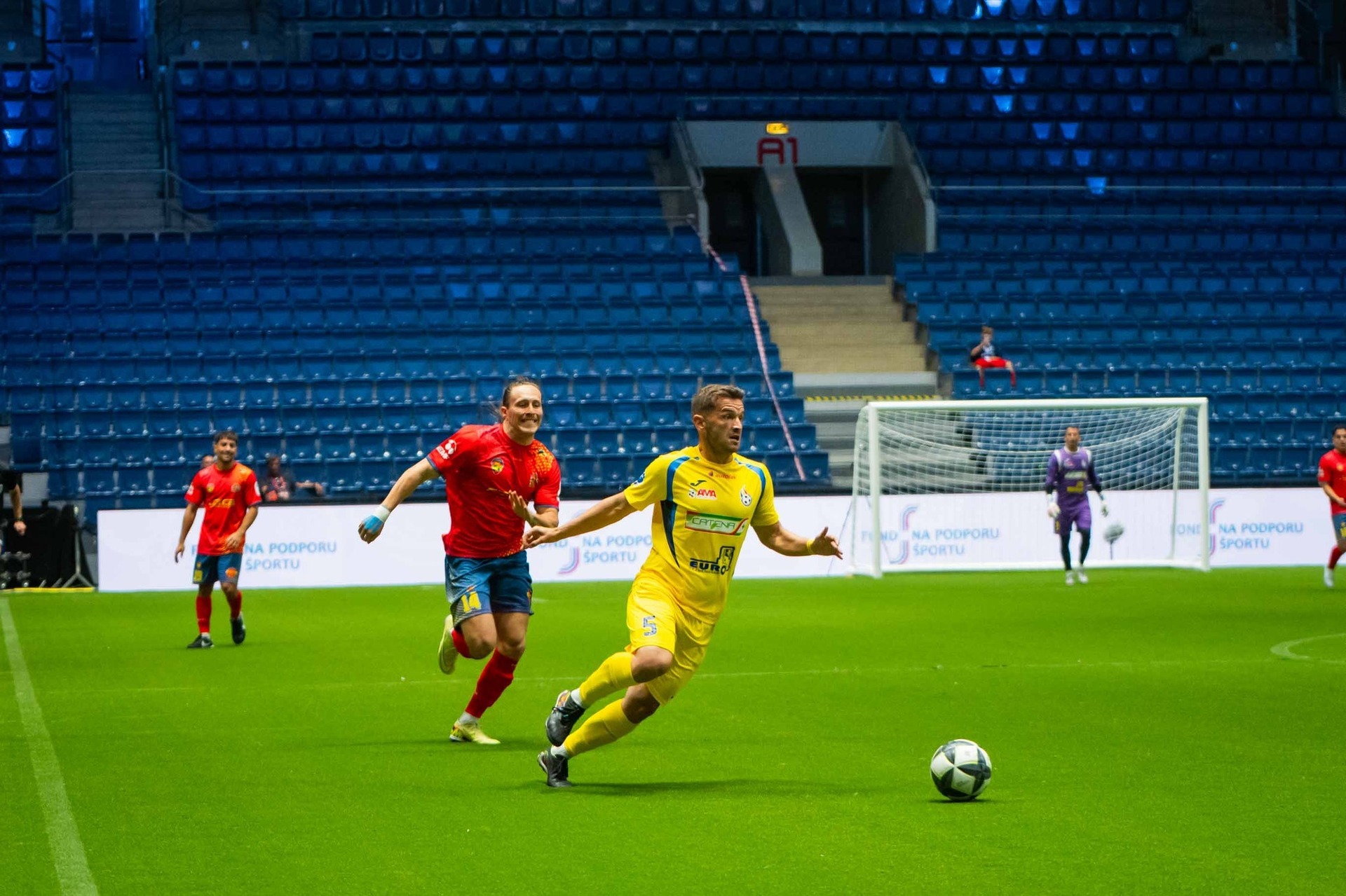 VIDEO | Romania - Spania 1-1. ”Tricolorii” au fost egalaţi în ultimele secunde, în primul meci din grupele europeanului de minifotbal