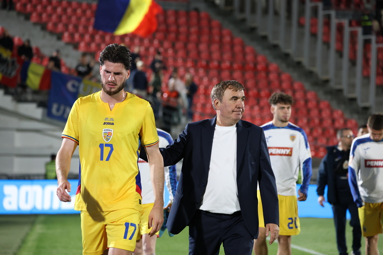 VIDEO | România - Ţara Galilor, ora 20:45, în direct pe Prima TV şi PrimaPlay.ro. A revenit Regele! 