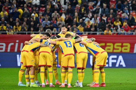 Suedia - România. S-a aflat echipa de start a ”tricolorilor”. Ianis Hagi e titular într-o aşezare tactică surpriză