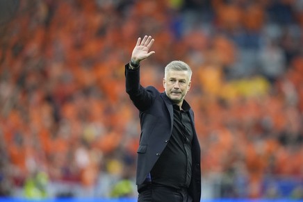 Acuzaţii fără precedent la adresa lui Edi Iordănescu! Fostul selecţioner, considerat vinovat pentru dezastrul de la echipa naţională: "A rupt acel grup"