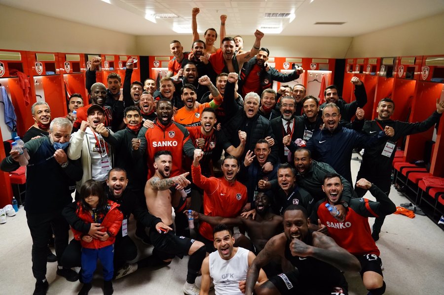 Şumudică, exuberant după victoria cu Beşiktaş! "Cel mai bun meci al meu din Turcia. Maxim şi Toşca au jucat foarte bine"