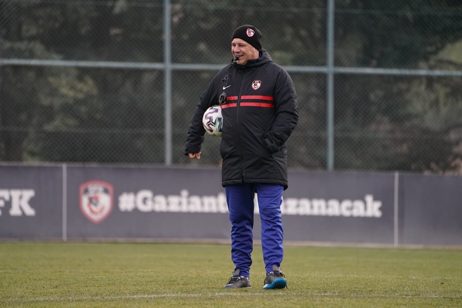 VIDEO | Gaziantep a ajuns pe locul 5 în Turcia, după ce Fenerbahce a învins-o pe Kasimpasa