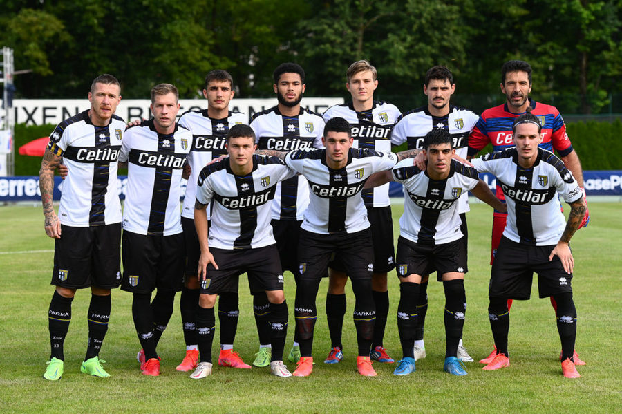 VIDEO | Dennis Man a fost titular pentru Parma în amicalul cu Bochum, pierdut de italieni. Românul a purtat tricoul cu numărul 7