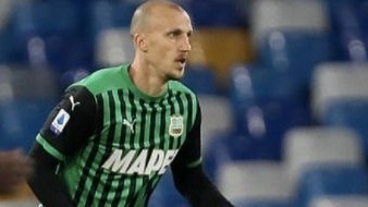 VIDEO | Vlad Chiricheş a comis un penalty în eşecul lui Sassuolo cu Empoli 