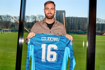 OFICIAL ǀ A prins transferul carierei! Valentin Cojocaru a fost prezentat de Feyenoord