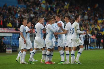 Campionatul din Ucraina a fost ”îngheţat”! Ce se întâmplă cu Dinamo Kiev şi Mircea Lucescu

