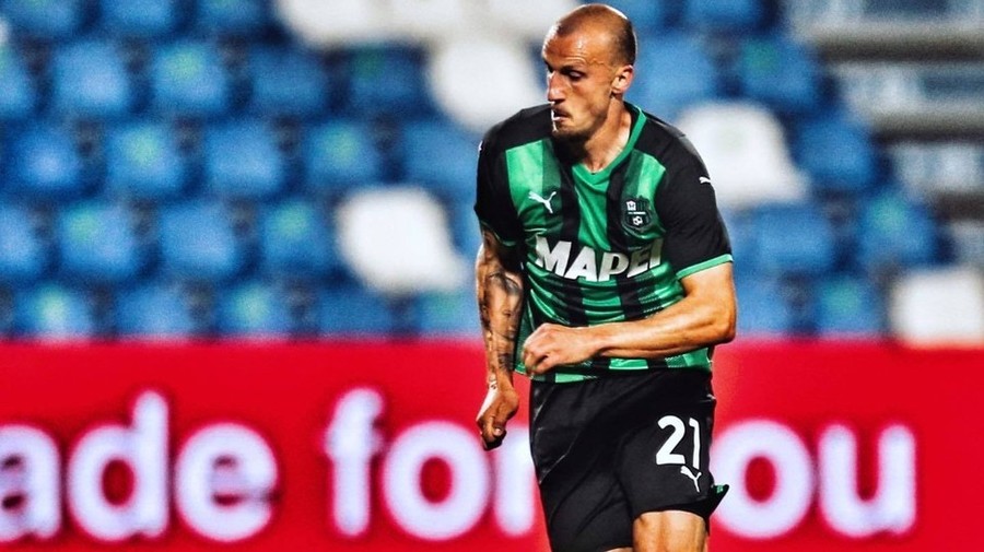 Vlad Chiricheş, foarte aproape să semneze cu Cremonese. Anunţul presei din Italia 