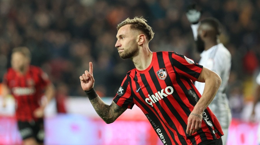 Englezii au reacţionat! Ce au spus despre transferul lui Drăguş în Premier League