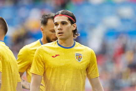 Ianis Hagi poate semna cu o echipă ce va evolua în Europa League! Internaţionalul român este liber de contract după despărţirea de Rangers