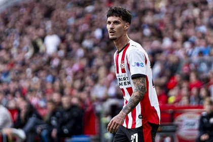 Dennis Man a debutat la PSV! Cum a evoluat internaţionalul român în primul meci pentru campioana Olandei