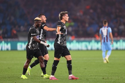 Turcii au rămas mască după reuşita lui Ianis Hagi din meciul cu Trabzonspor: „Aşchia nu sare departe de trunchi”