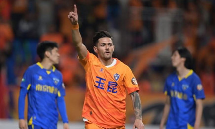 România excelează în China! Gol şi pase de gol pentru Alex Ioniţă