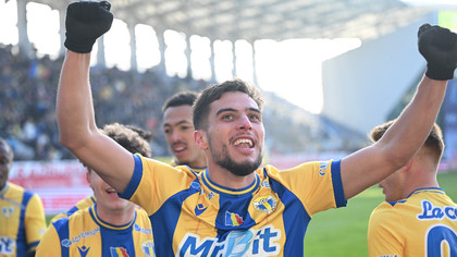 Marco Dulca s-a despărţit de Petrolul şi a fost prezentat la noua echipă