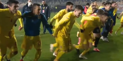 "Mai mergem la un european, că nu ne-am săturat! Am făcut istorie!" VIDEO | Dor mare de fani pentru puştii de la U21: au salutat o tribună goală după calificarea la EURO