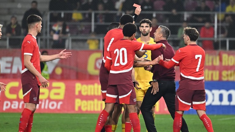 Pancu, făcut praf după momentul incredibil din partida România U21 - Elveţia U21. „Nici pe la sate nu am văzut aşa ceva! Arbitrul a crezut că e om de ordine.” | EXCLUSIV VIDEO 