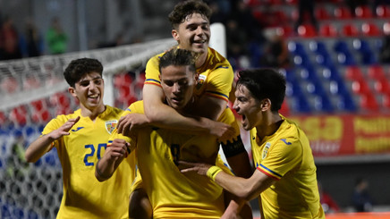 Un jucător important s-a accidentat şi e aproape sigur că ratează EURO U21. Altul e incert