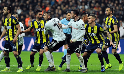 Derby-ul Turciei se vede în EXCLUSIVITATE pe Look Sport 2. Fenerbache - Besiktas, duminică, ora 18:00