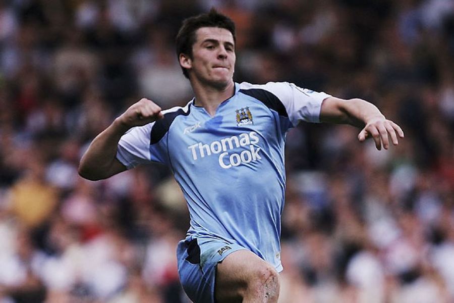 Joey Barton, fostul mare fotbalist al celor de la City a renunţat la echipa pe care o antrena