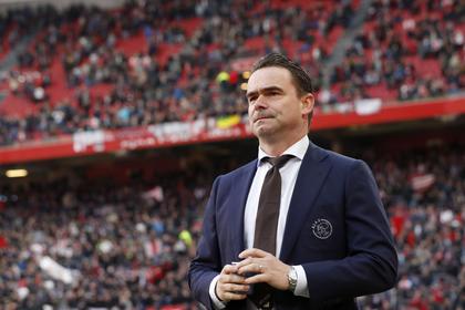 Apar tot mai multe detalii şocante de la Ajax! Overmars le trimitea colegelor poze indecente şi era poreclit „Vărul excitat”. Ce consecinţe există pentru clubul olandez