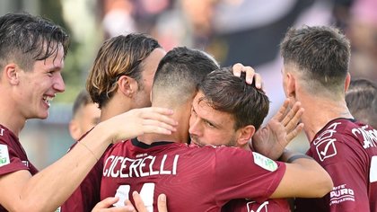 Reggina a învins cu 3-0 pe Palermo, în Serie B, dar duelul Duţu - Nedelcearu nu a avut loc