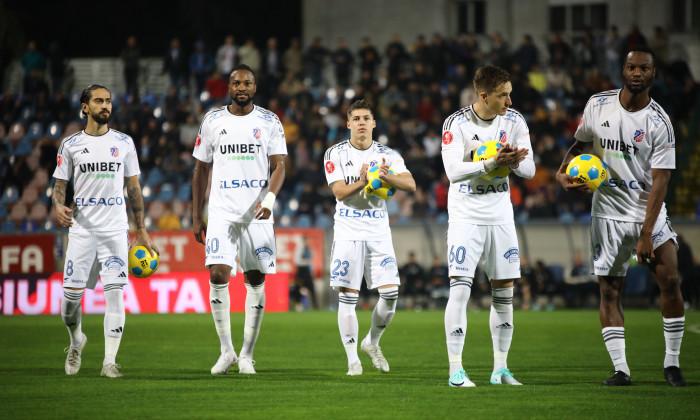 ”Ne-am înţeles”. FC Botoşani îşi vinde un om de bază