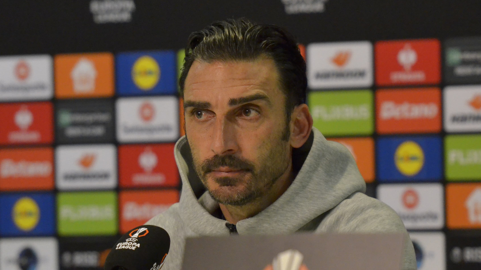 //i0.1616.ro/media/581/3142/38210/22032517/1/conferinta-presa-fcsb-meci-paok-salonic-uefa-europa-league-19-02-2025.jpg
