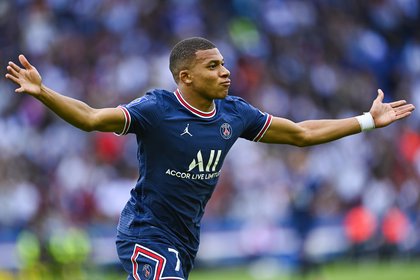 Kylian Mbappe semnează cu Real Madrid! Florentino Perez i-a confirmat unui fan transferul superstarului 