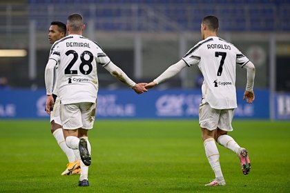 Demiral a vorbit despre situaţia tragică din ţara sa, Turcia, cu Cristiano Ronaldo, Dybala şi Bonucci. Licitaţie în beneficiul celor afectaţi de seism