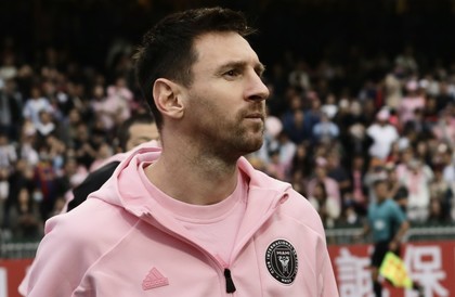Lionel Messi a jucat jumătate de oră într-un meci amical la Tokyo
