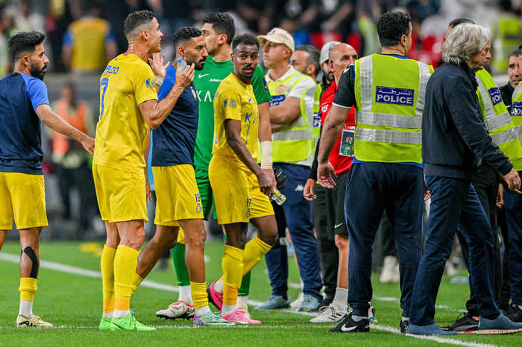 VIDEO | Cristiano Ronaldo, la un pas să îl bată pe arbitru