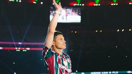 VIDEO | Thiago Silva s-a întors acasă şi a fost primit de peste 50.000 de fani