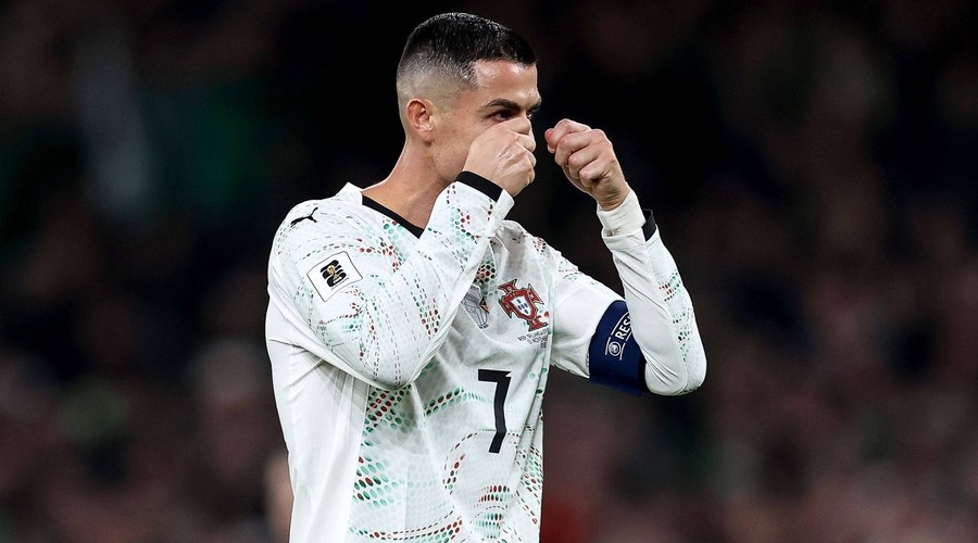 VIDEO | Gesturi incredibile comise de Cristiano Ronaldo. A văzut cartonaşul roşu în meciul cu Irlanda