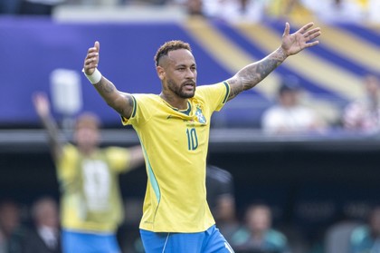 Reacţia acidă a lui Neymar după ce a participat la un turneu de poker: ”Vedeţi-vă de treaba voastră”