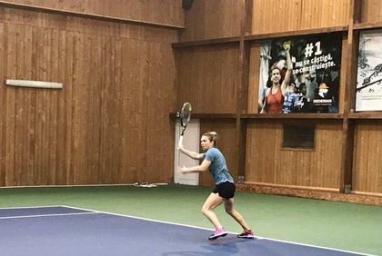 VIDEO | Darren Cahill supervizează antrenamentele Simonei Halep de la distanţă! "Îşi arată nemulţumirea când ratează un retur"