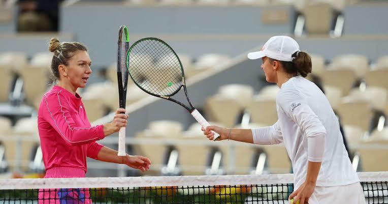 VIDEO | Halep vrea să facă uitat eşecul cu Swiatek de la Roland Garros. "Totul depinde de mine" / Swiatek: "Nu mă aştept să câştig"