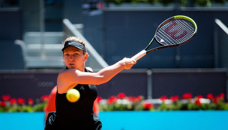 VIDEO | Simona Halep, eliminată de Elise Mertens în optimile de finală ale turneului de la Madrid