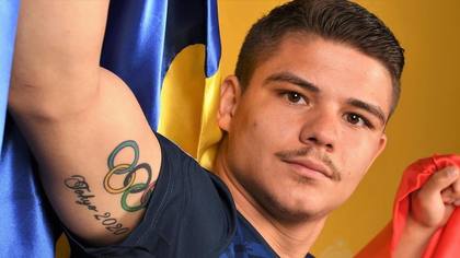 COSR se laudă la orice pas, boxerul Cosmin Gîrleanu acuză că nu a primit nici mâncare: ”Nu am avut recuperare după antrenament, sparring-parteneri, mâncare de campion şi multe altele” 
