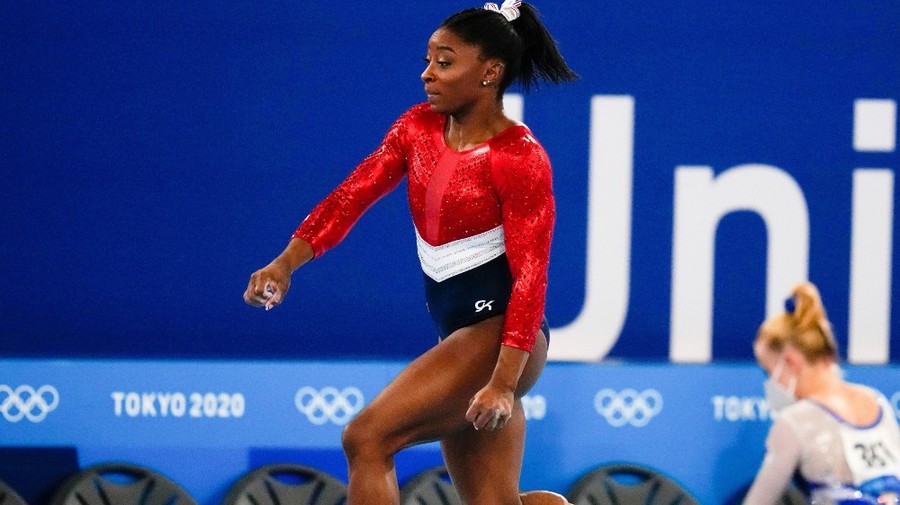 Jocurile Olimpice | Americanca Simone Biles s-a retras din competiţia pe echipe, din cauza unei accidentări. Rusia a câştigat medaliile de aur