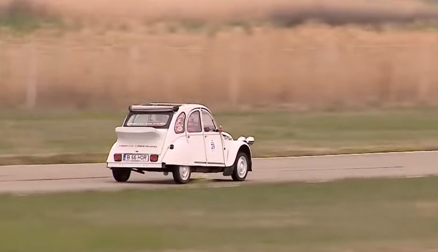 VIDEO | Cum a fost la Romanian Retro Racing. Cursă inedită, cu maşini istorice
