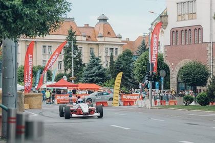 VIDEO | Jerome France, campion în premieră la Super Rally. Manşa finală a etapei de la Craiova nu s-a putut ţine