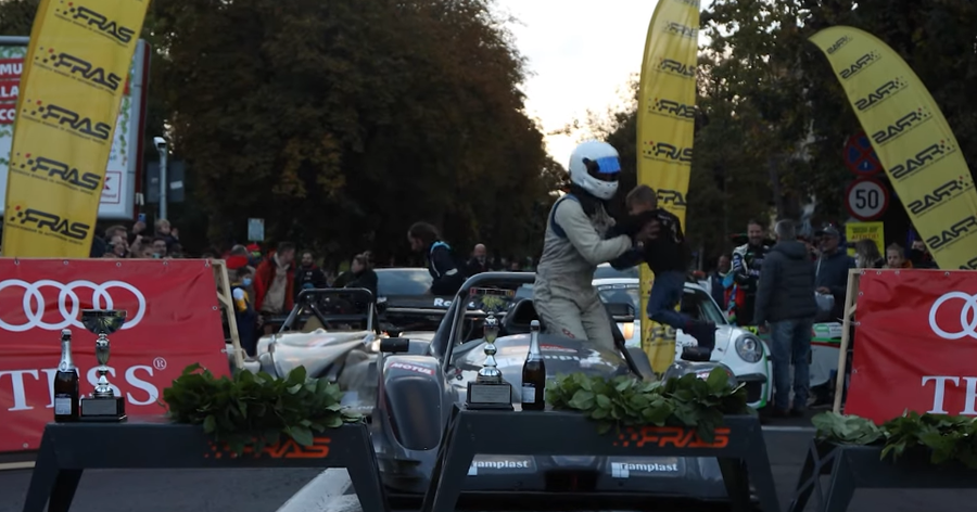 VIDEO | Alex Mirea şi-a pus fiul în maşină după titlul la Viteză în Coastă. Cum va sărbători