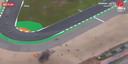 VIDEO | Carnagiu la Moto 2. Într-un singur viraj au ieşit în decor 8 piloţi