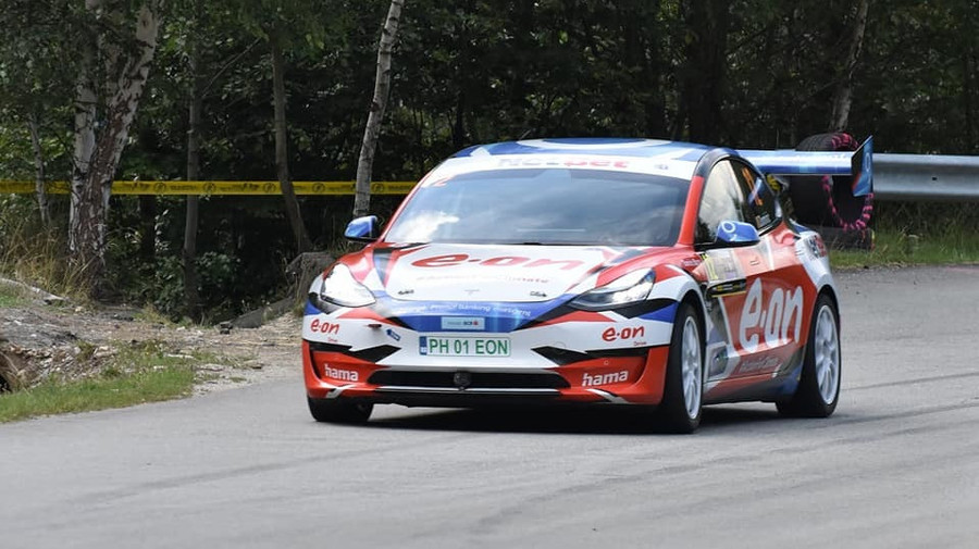Dominic Marcu va pilota o Tesla la CNVC Câmpulung. Competiţia se vede pe Prima Sport 3